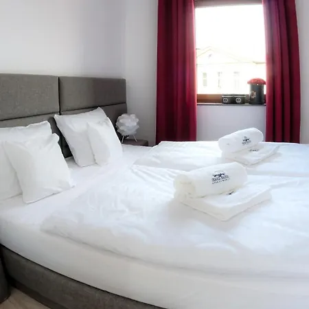 Baltyckie: Grand Baltic Seaside Retreat With Amenities Aparthotel
