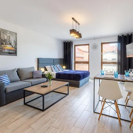Baltyckie - Grand Baltic - Wifi, Klimatyzacja, Sala Zabaw, Taras Wypoczynkowy, Centrum Ustki 4* Ustka