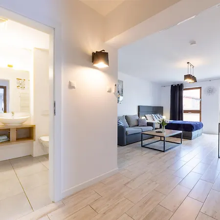 Baltyckie - Grand Baltic - Wifi, Klimatyzacja, Sala Zabaw, Taras Wypoczynkowy, Centrum Ustki 4*