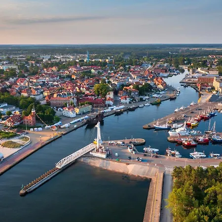 Baltyckie - Grand Baltic - Wifi, Klimatyzacja, Sala Zabaw, Taras Wypoczynkowy, Centrum Ustki 4* Ustka