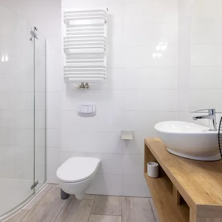 Baltyckie - Grand Baltic - Wifi, Klimatyzacja, Sala Zabaw, Taras Wypoczynkowy, Centrum Ustki 4* Ustka
