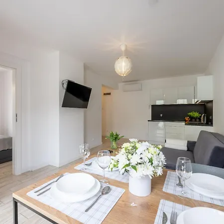 Aparthotel Baltyckie: Grand Baltic Seaside Retreat With Amenities Ustka