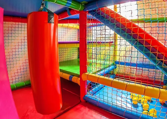 Baltyckie - Grand Baltic - Wifi, Klimatyzacja, Sala Zabaw, Taras Wypoczynkowy, Centrum Ustki 3* Устка